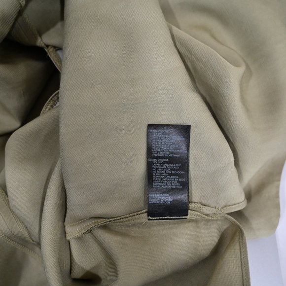 Reiss Emi Linen Blend V-Neck Sleeveless Blouse in Olive Green | Size 12 - Picture 10 of 11